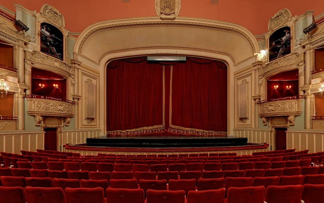 Viziteaza VIRTUAL Opera Nationala Bucuresti