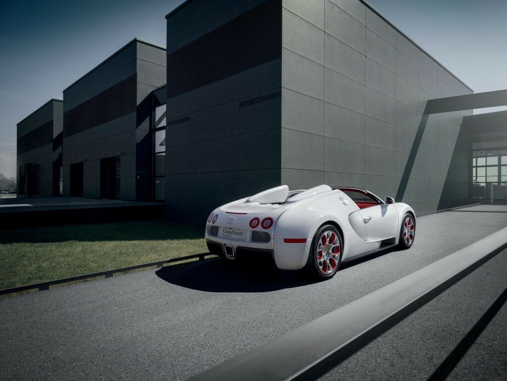 2 milioane de dolari - Bugatti Veyron Limited Edition 2012