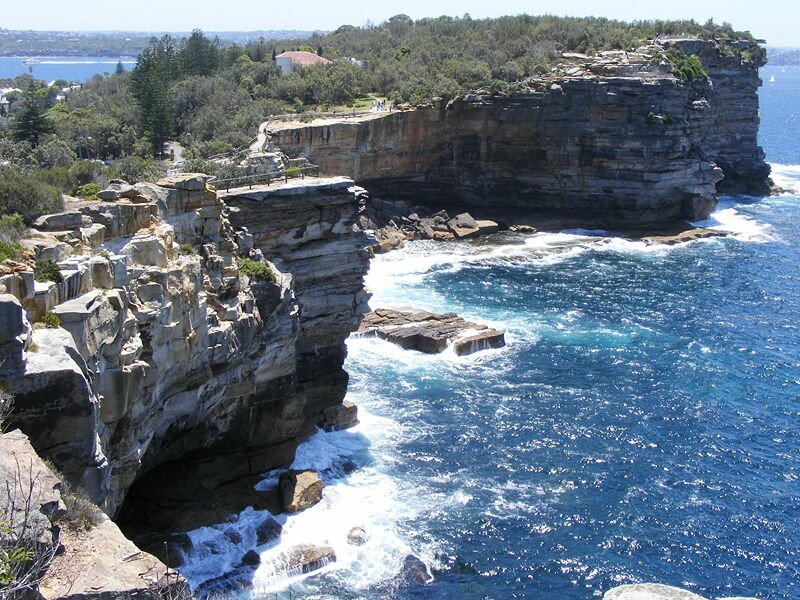 Citeste povestea australianului care a salvat viata a 500 de oameni