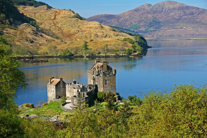 Romania, in top 10 CASTELE DE VIS! Vezi care este castelul care a intrat in TOP: