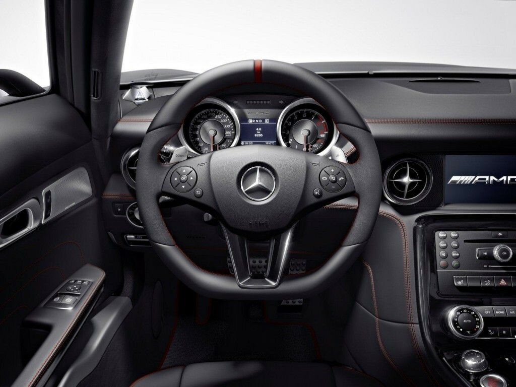 Mercedes-Benz SLS AMG GT - Se poate si mai mult decat un "simplu" AMG
