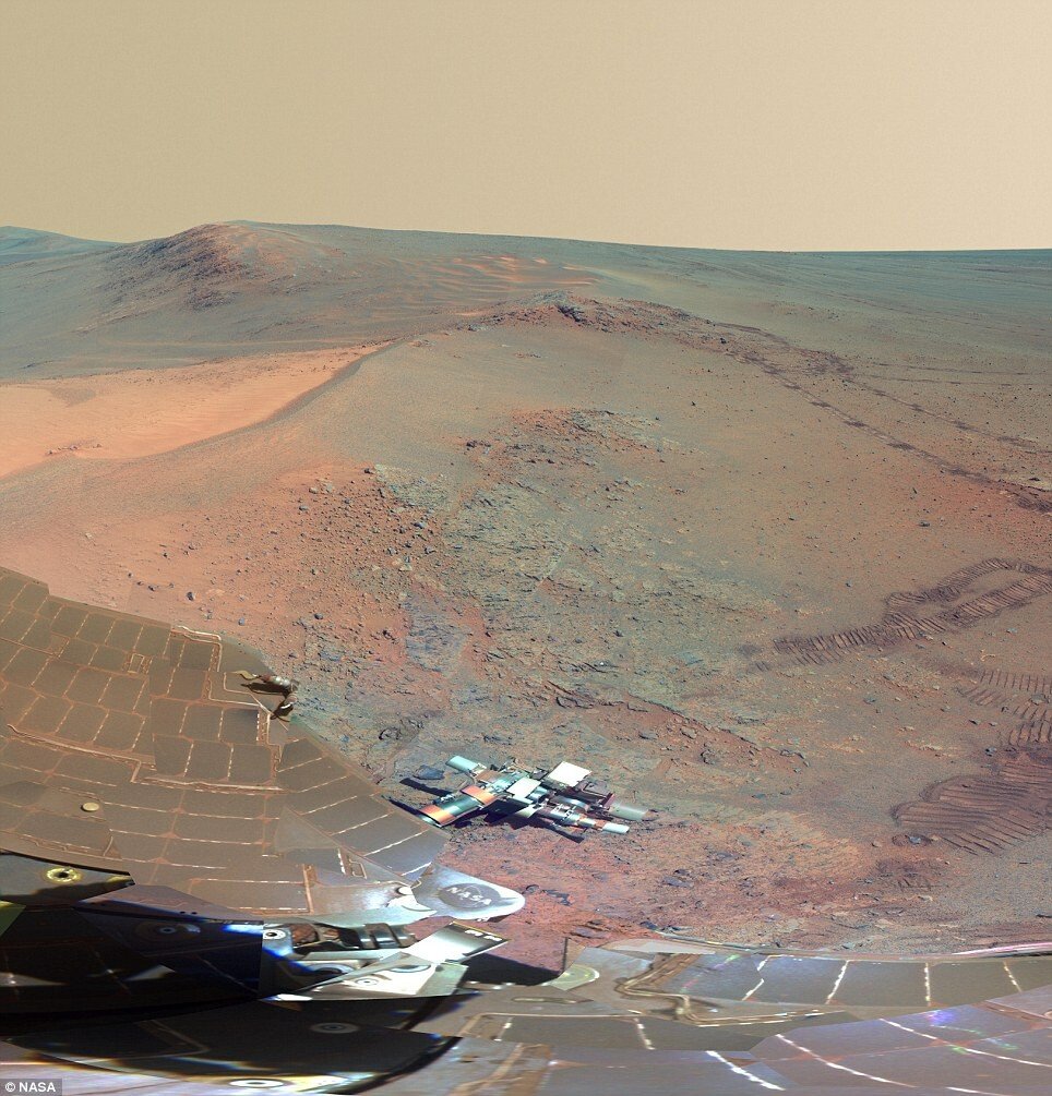 Aproape IREAL! N-au 24 de ore de cand au fost PUBLICATE! Imagini SUPERBE DE PE MARTE! Reactia NASA si fotografiile care te lasa fara aer: