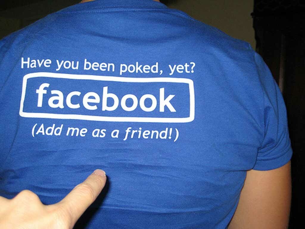 Exista vreo legatura intre Facebook si depresie? Vezi AICI: