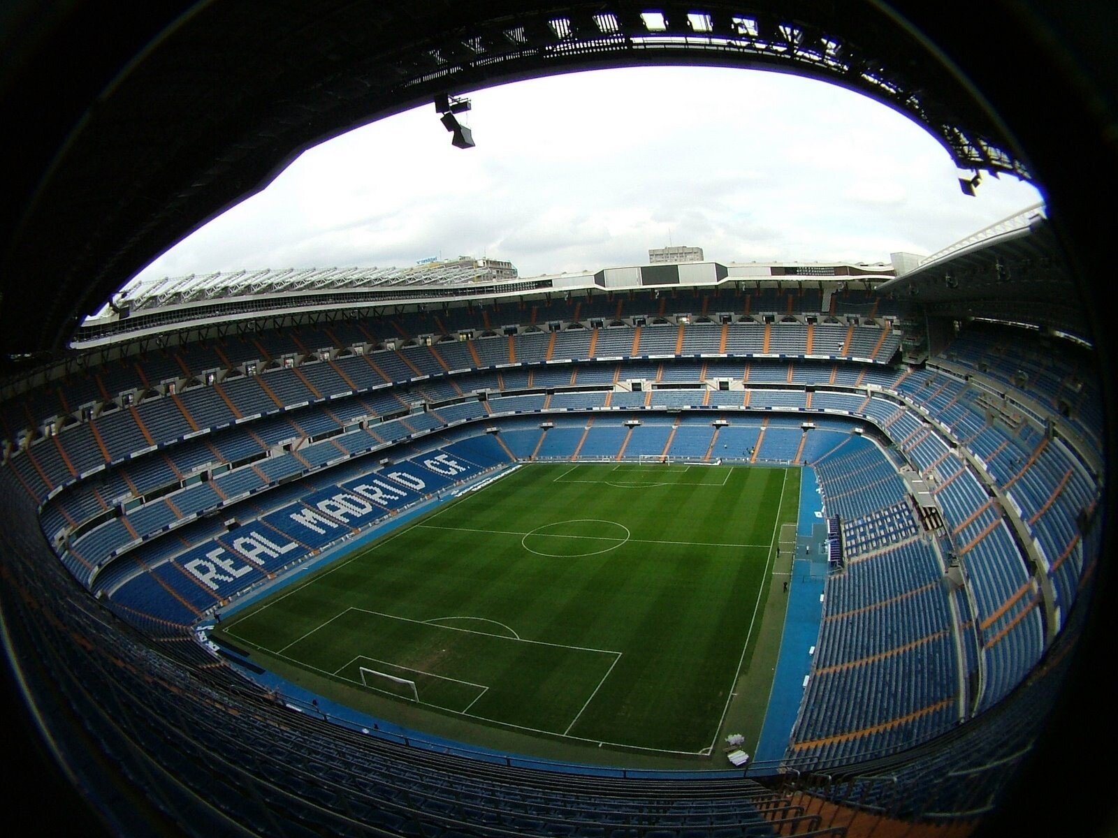 Real Madrid a SPONSORIZAT un super club din Europa in ultimii 4 ani: i-a dat 63.000.000 de euro si 4 jucatori! Care este clubul?