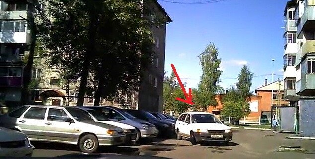 Femeia asta a facut cea mai "TARE" parcare din LUME! Vezi miscarea "MAGICA" VIDEO