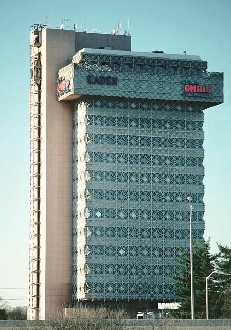 12 exemple de "ASA NU". Uite care sunt cele mai URATE cladiri din lume
