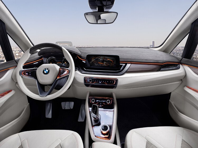 Active Tourer: Primul monovolum din istoria BMW, primul model cu tractiune fata