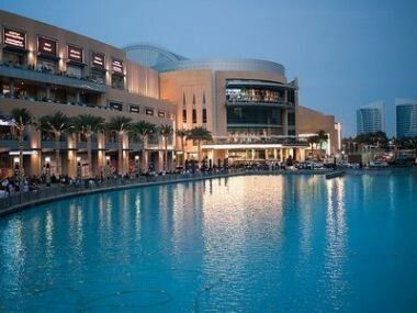 Asa arata interiorul celui mai cautat Mall din Lume: Dubai Mall in Burj Khalifa GALERIE FOTO