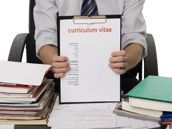 CV-ul care a devenit viral pe internet. Detaliul din fisa de angajare care va soca orice angajator - FOTO