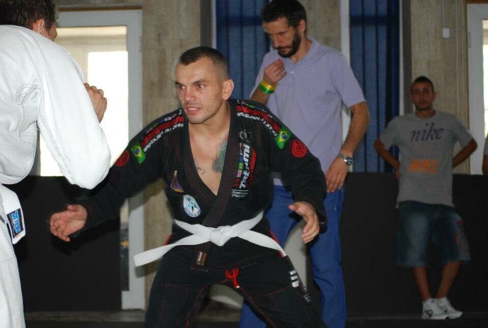 Un PITBULL si mai periculos! VIDEO EXCLUSIV Mesajul lui Atodiresei dupa primele medalii in Jiu Jitsu Brazilian