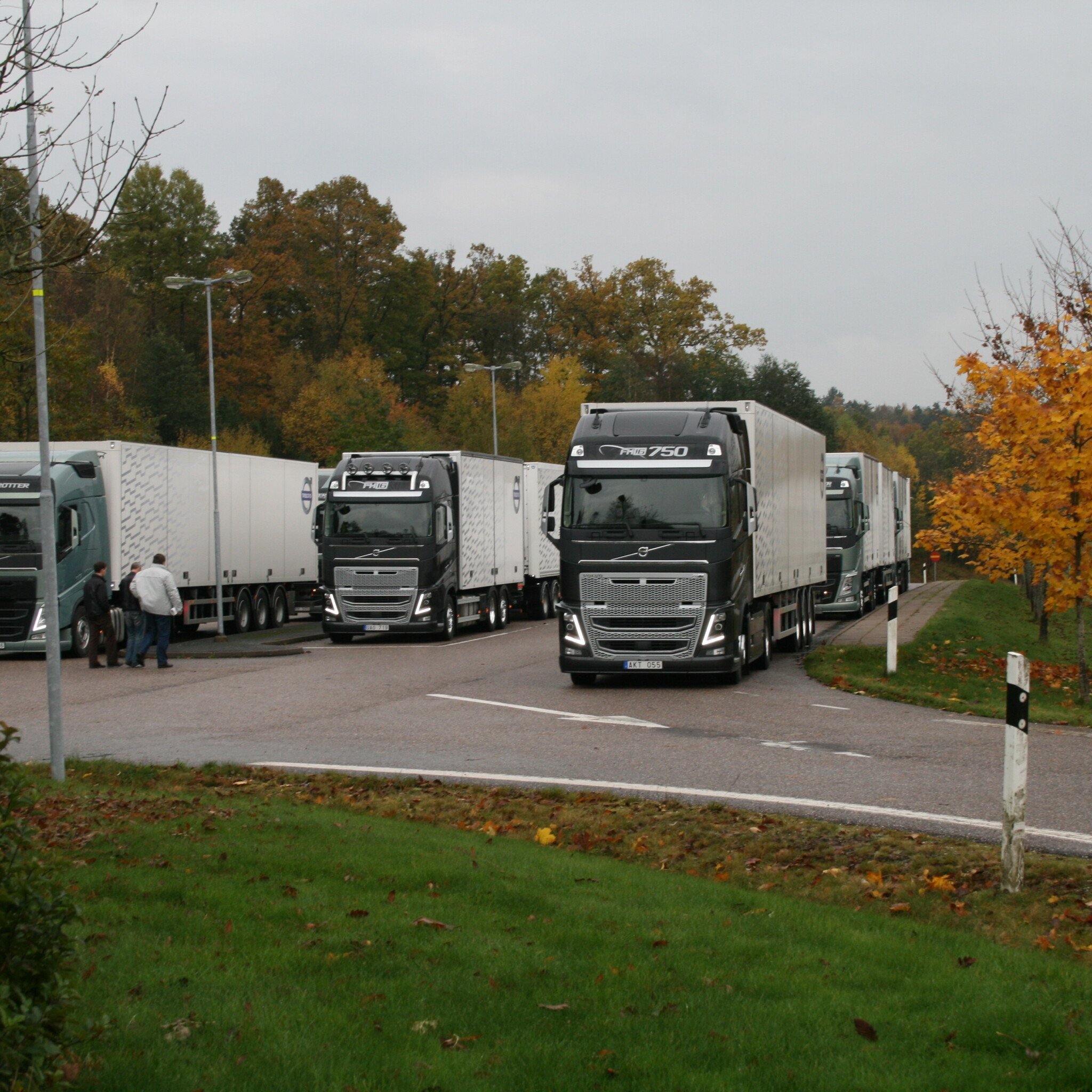 Supertest cu bestia care bate si Ferrari! Cel mai puternic si mai mare camion de pe pamant: are 750 de cai putere!