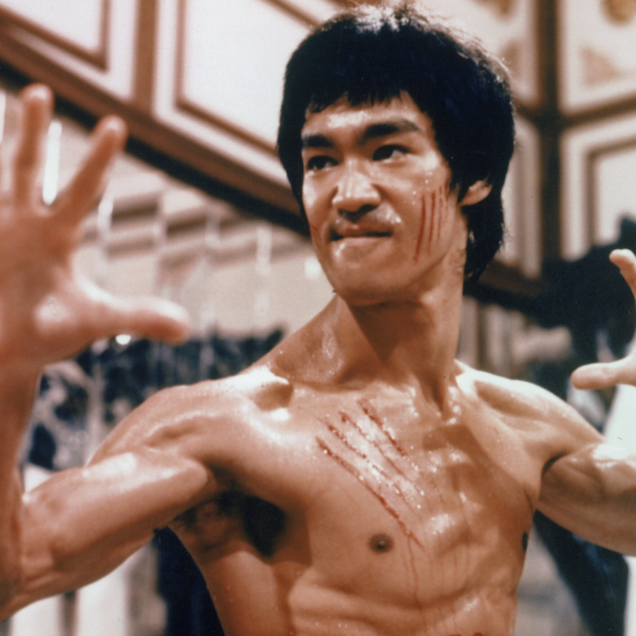Ucis de o banala aspirina sau de MAFIE? Povestea mortii lui Bruce Lee: