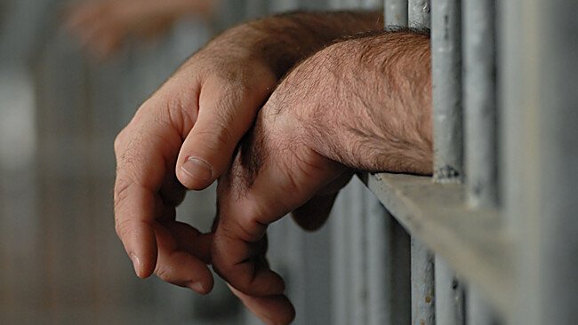 Violatori in serie, jafuri armate, crime, agresiune sexuala! Ei sunt cei mai mari infractori din randul sportivilor: