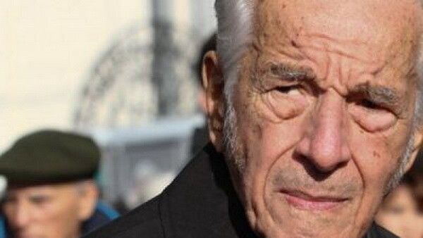 Odihneasca-se in pace!, spunem noi, crestinii. Si-apoi huiduim, pentru ca nu ne place spectacolul.