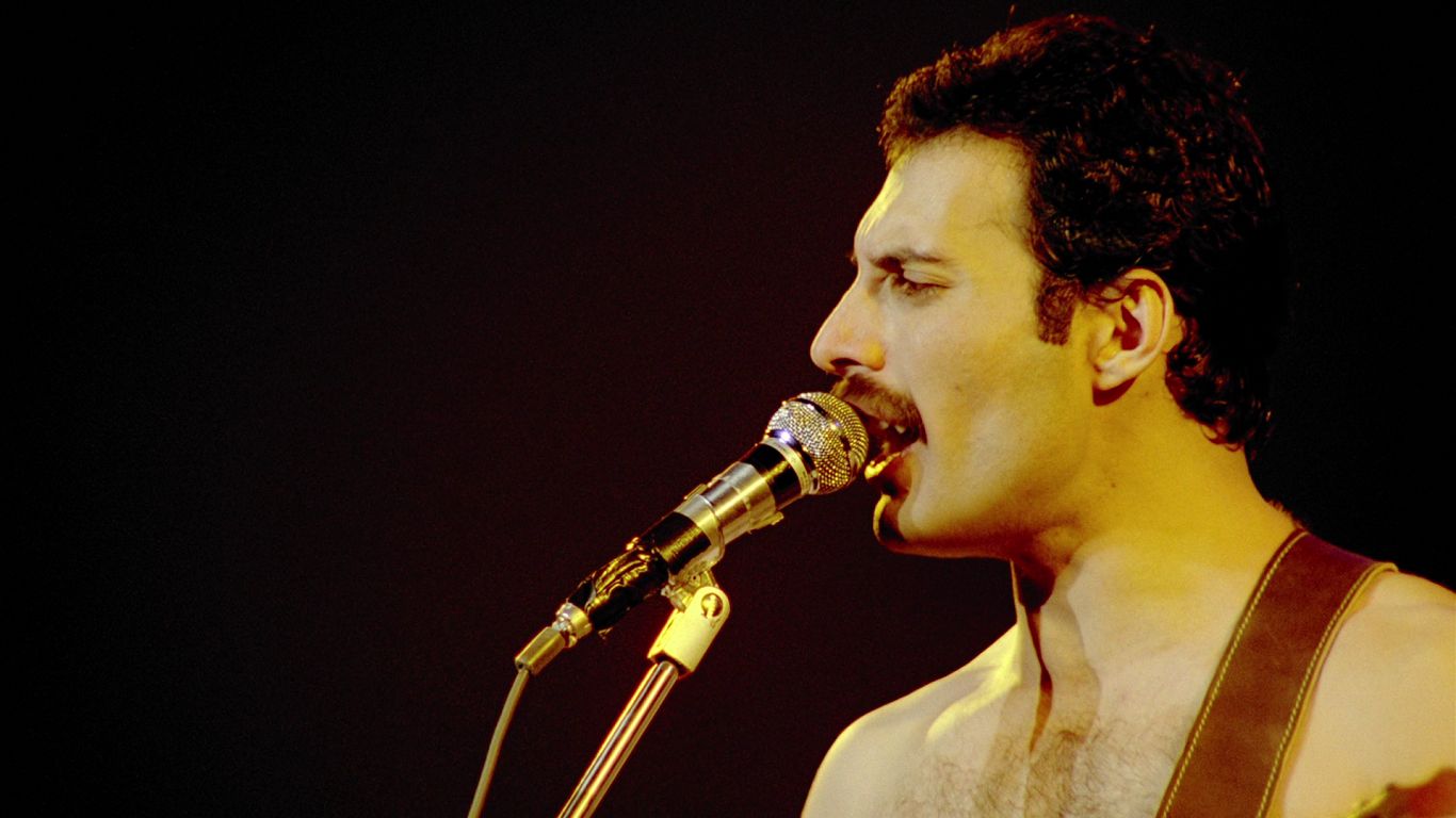 Rolls-Royce-ul lui Freddie Mercury a fost vandut! Vezi pe ce suma