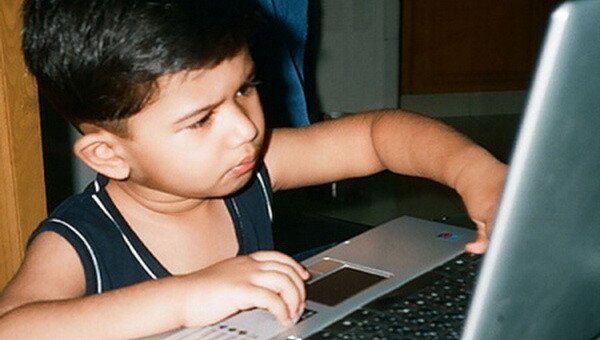 La 2 ani se juca pe PC, la 9 ani a ajuns specialist la Microsoft
