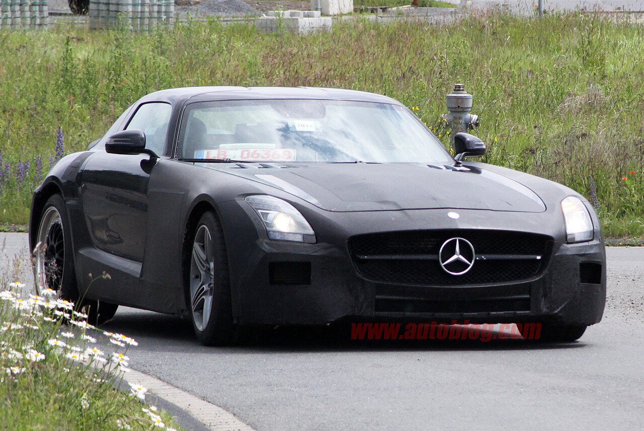 Mercedes SLC reincarcat! Asa va arata viitorul distrugator de Porsche 911!