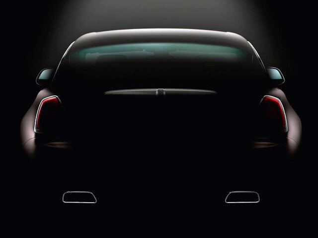 Striptease Rolls-Royce! Wraith isi arata partea "intunecata"!