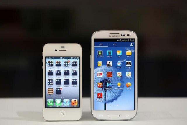 Producatorii din China intra pe piata smartphone-urilor scumpe
