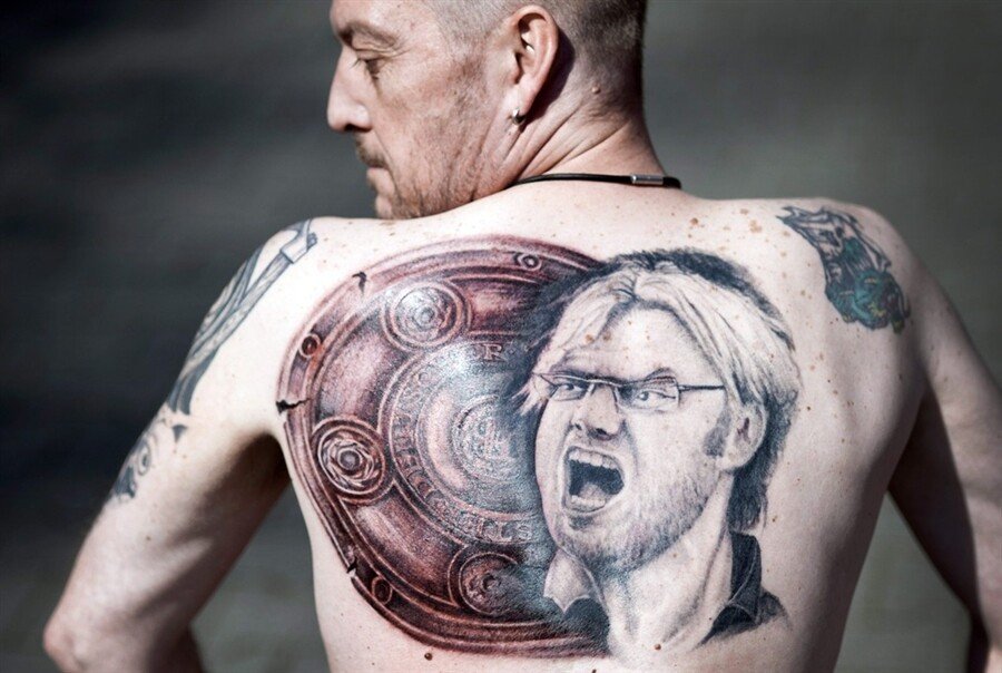 E si un roman in top: 10 fotbalisti cu tatuaje penibile!
