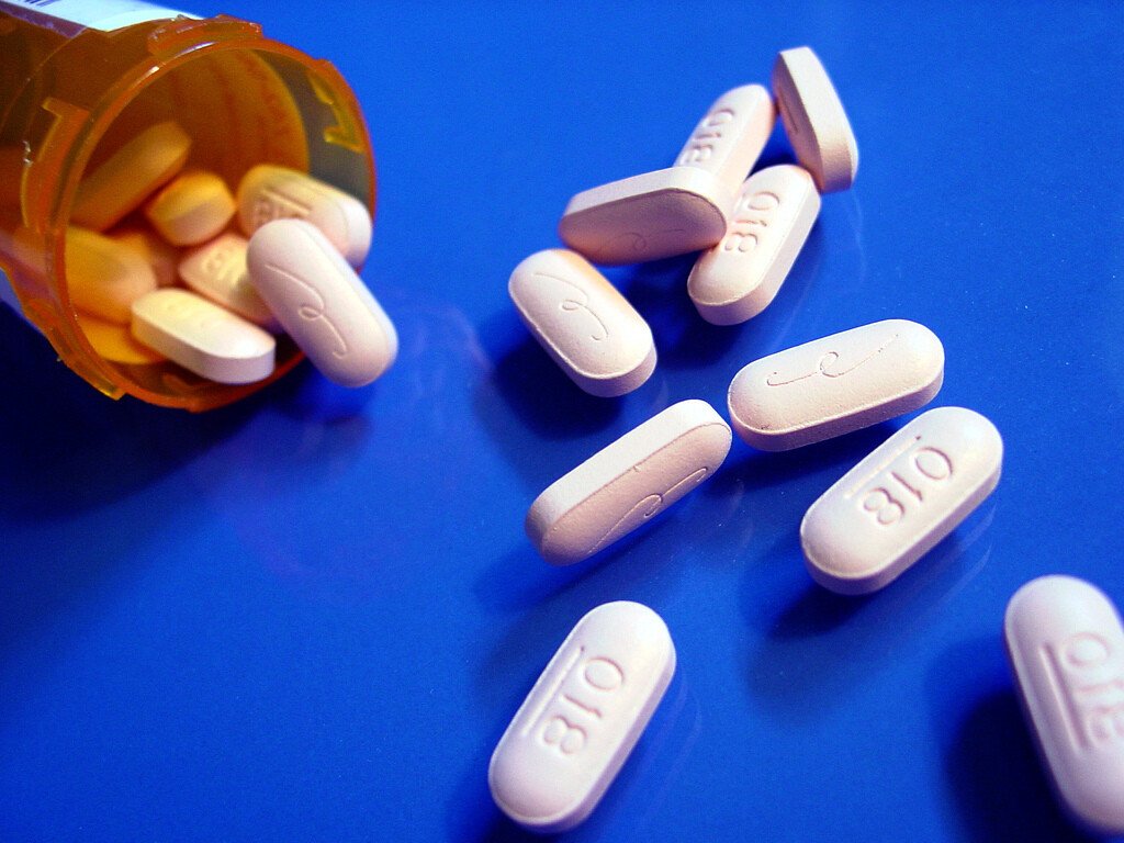 Cei mai multi dintre medicii britanici prescriu tratamente de tip placebo
