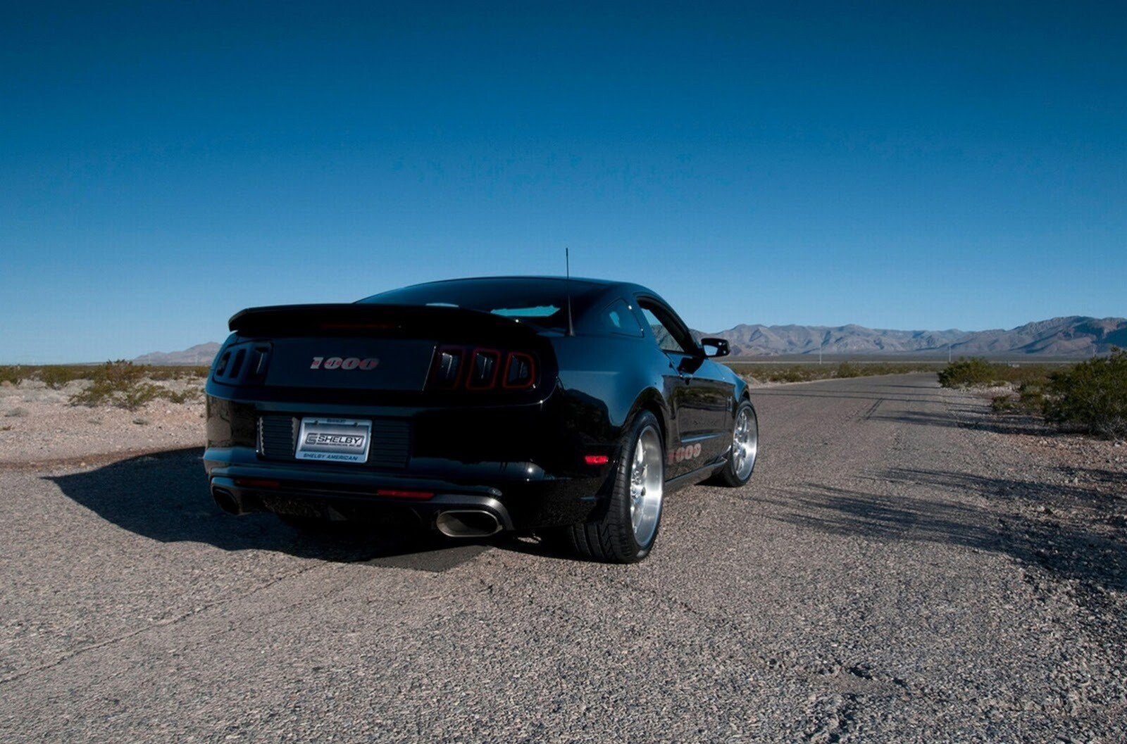 Ford Shelby GT pe steroizi! Bestia americana e mai puternica decat un Bugatti Veyron!