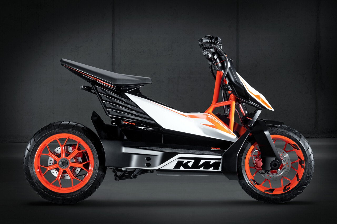 KTM E-Speed. Asta da scuter electric tare!