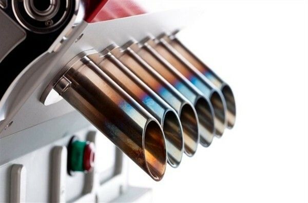 Ai incercat vreodata sa bei cafea dintr-un motor V12?