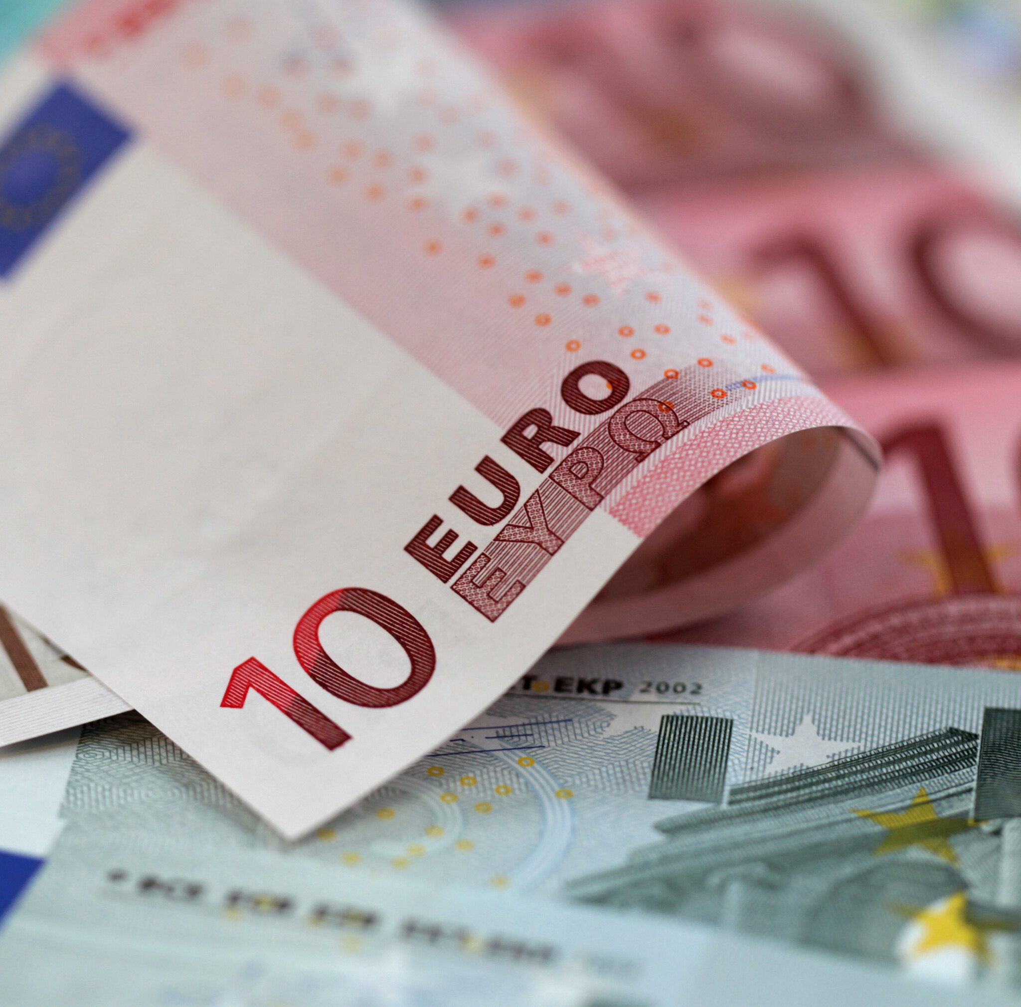 Nemtii sunt printre cei mai saraci din zona euro