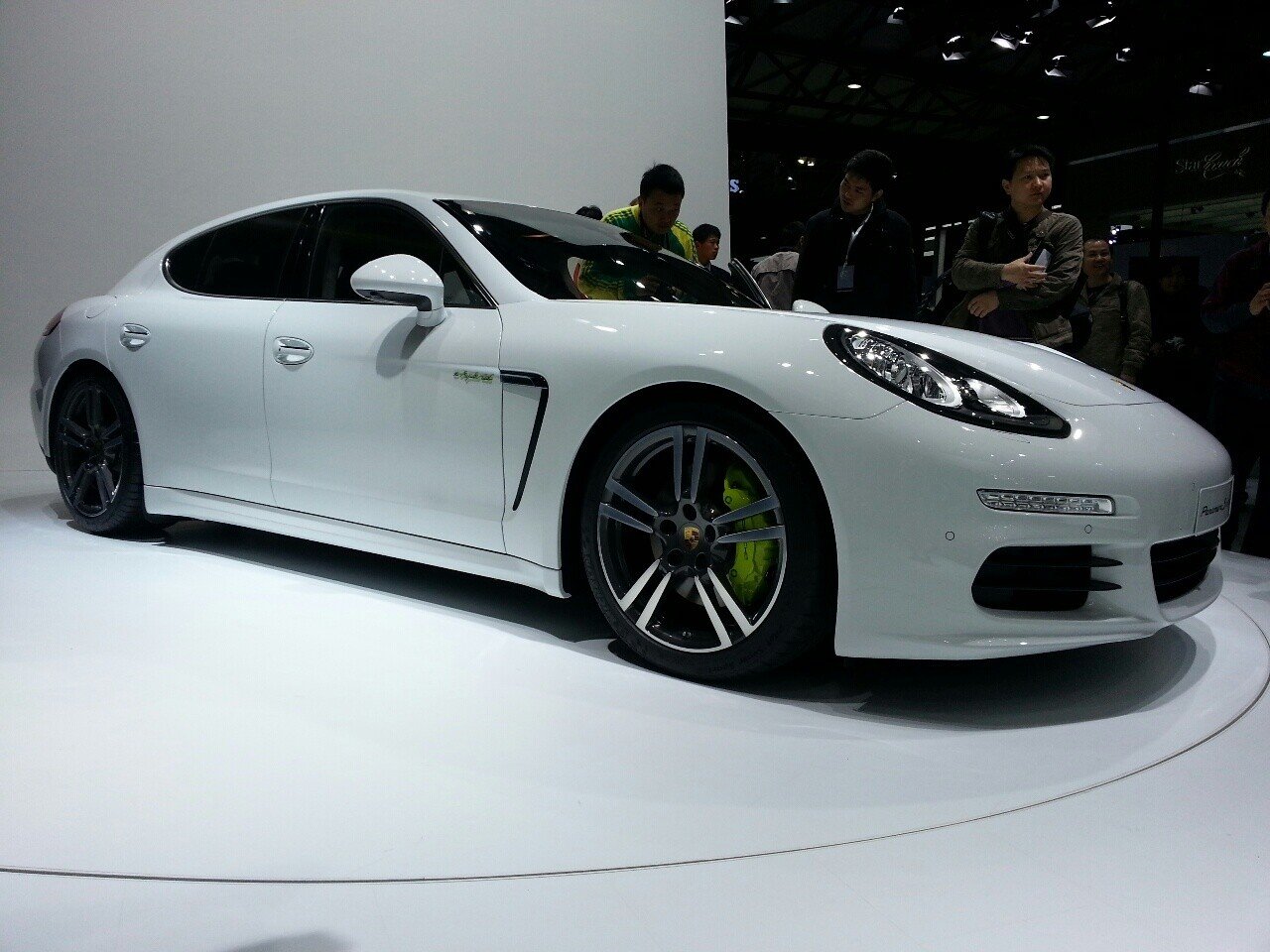 Porsche Panamera facelift. Modificarile cu care nemtii vor sa isi creasca vanzarile!