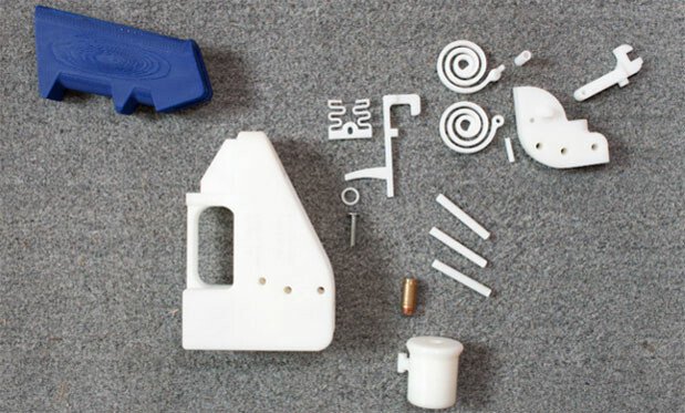 Asa arata un pistol de calibrul 380 - fabricat la imprimanta 3D! VIDEO
