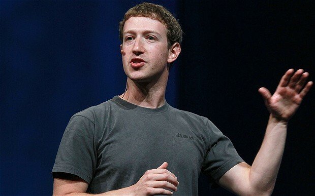 Poarta in fiecare zi acelasi model de tricou: 10 lucruri amuzante despre Mark Zuckerberg