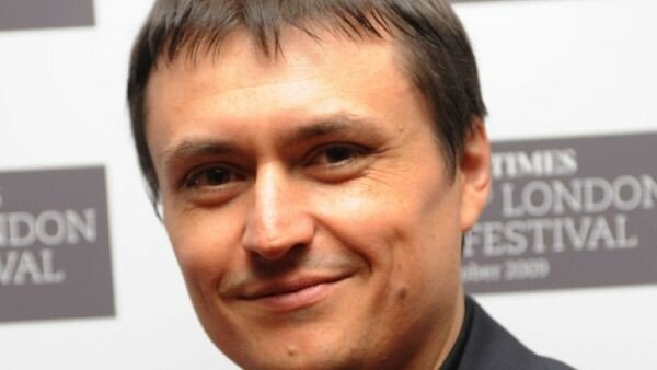 Cristian Mungiu a fost facut "cersetorul" lui Spielberg de o emisiune TV din Franta! VIDEO