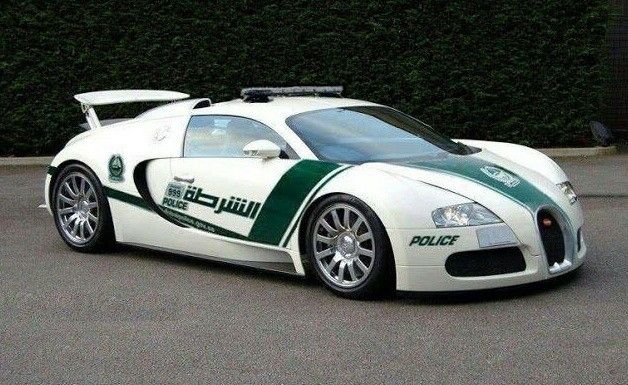 Nu poti fugi de el! Acesta e primul Bugatti Veyron de politie!