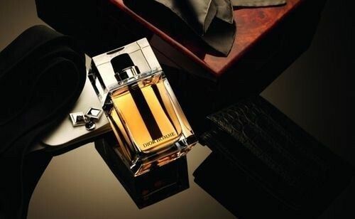 Noua imagine a parfumurilor barbatesti Christian Dior!