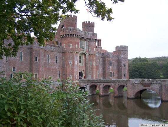Castelul Corvinilor din Hunedoara, in topul palatelor "de poveste"! TOP 10