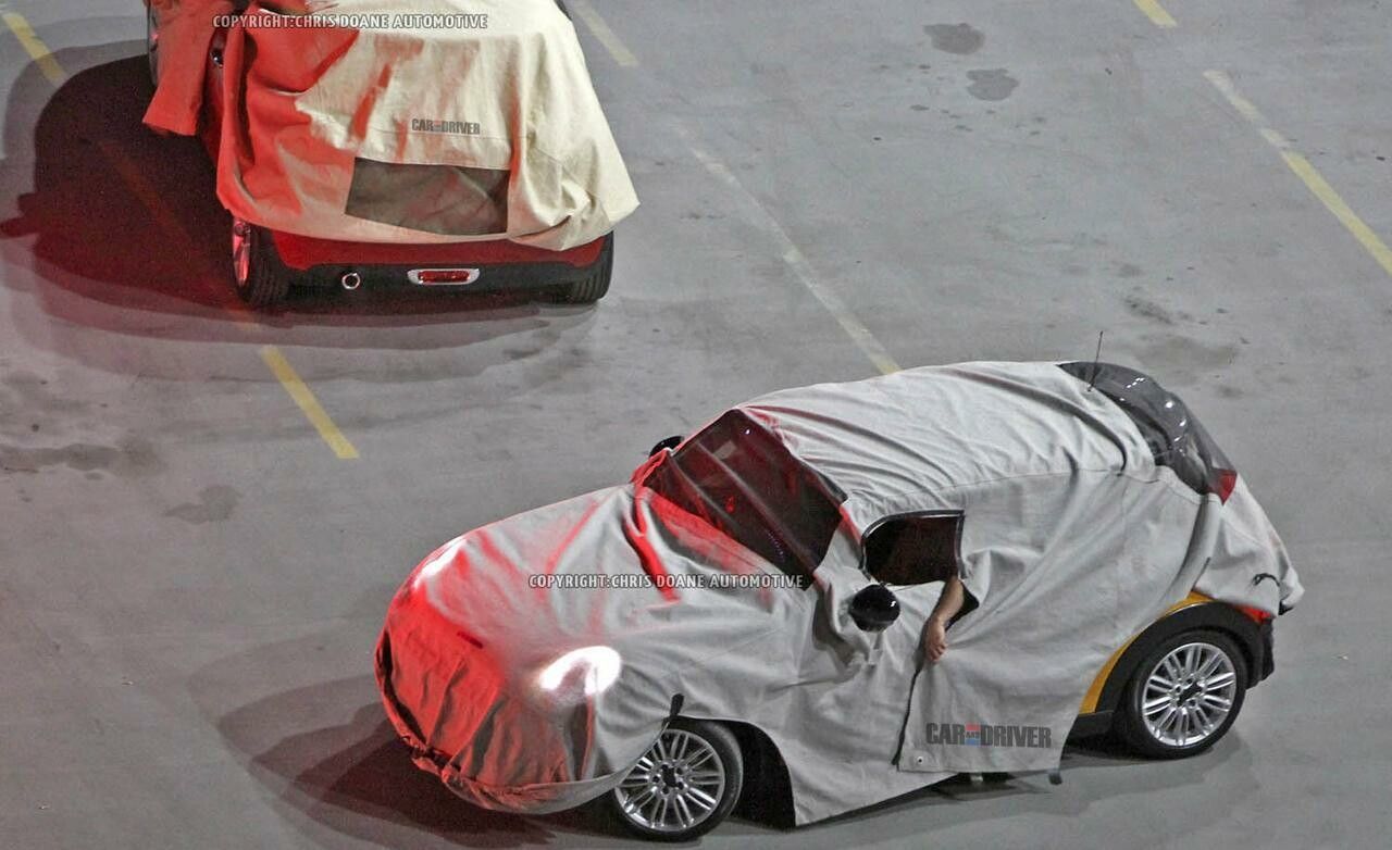 Noul MINI Cooper S 2014, a fost surprins “dezbracat” de toate secretele!