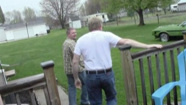 Gestul emotionant facut de un american de Ziua Tatalui. Parintii lui au ramas fara cuvinte!