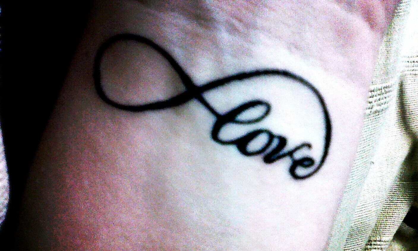 Sute de mii de oameni au fost impresionati: Povestea celui mai emotionat tatuaj! FOTO