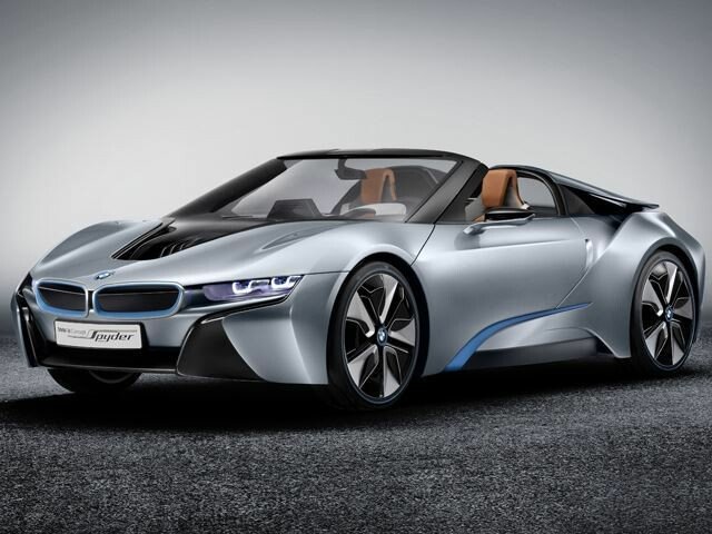 BMW isi va prezenta la Frankfurt noua bomba pe 4 roti! Cum arata BMW i8, super hibridul care ia Porsche 911 la tinta! VIDEO