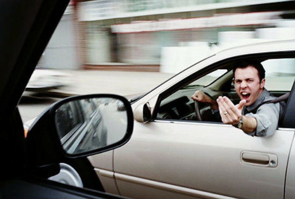 Au speriat tot orasul in cursa lor nebuna! Vezi cum arata Need for Speed in viata reala!