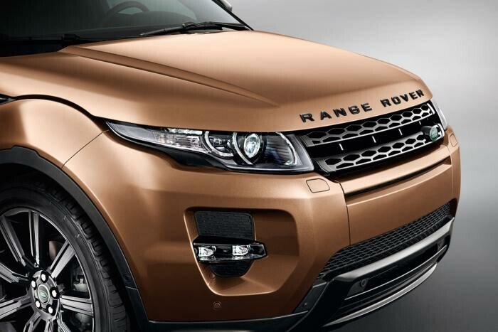 Primele imagini cu faceliftul Range Rover Evoque 2014. Vezi ce s-a schimbat!