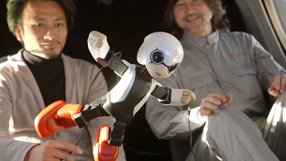 Kirobo a rostit primele sale cuvinte in spatiu: VIDEO