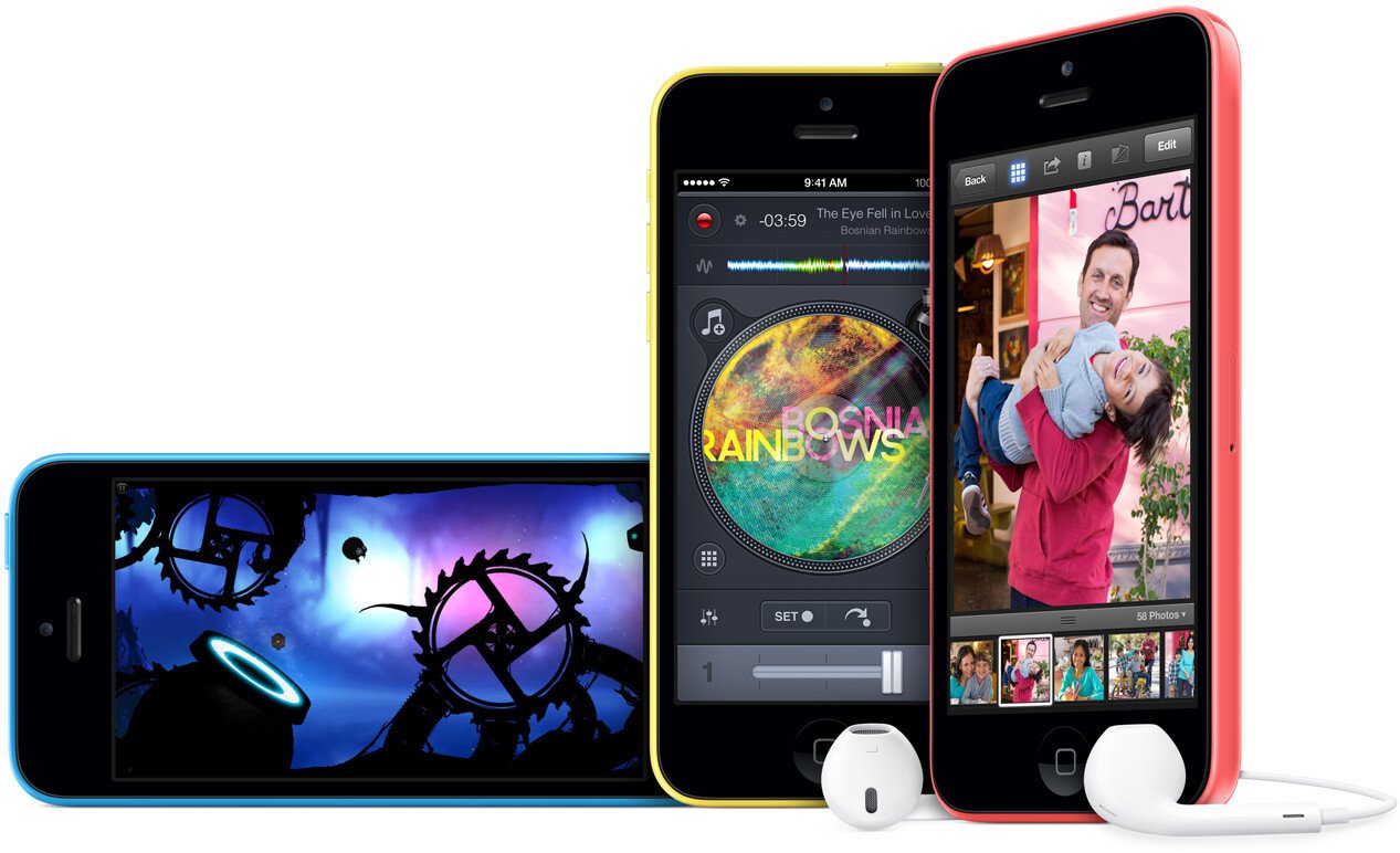 Cat costa si ce dotari au iPhone 5S si iPhone 5C! VIDEO