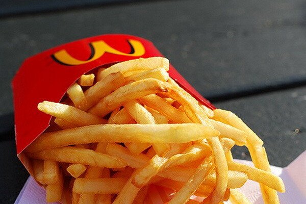 Schimbarea anuntata de McDonald's: Cu ce o sa fie inlocuiti cartofii prajiti