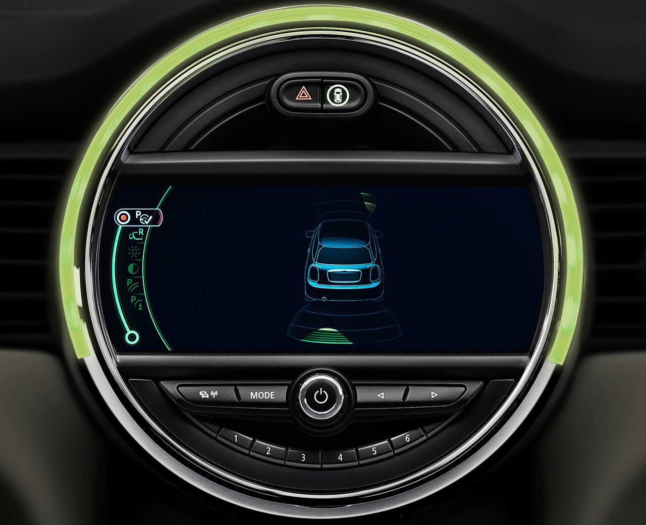 Asa arata viitorul: MINI a prezentat primele imagini cu noua tehnologie de bord: Merecedes si Audi fara replica: