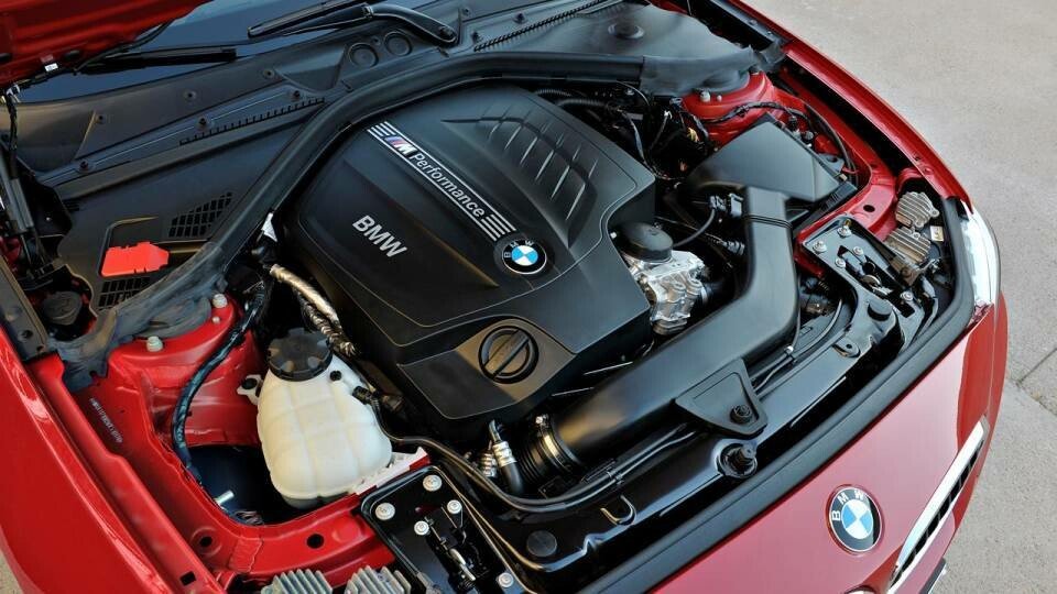 Primele imagini cu Seria 2 de la BMW au aparut in Africa de Sud: Uite ce au "scapat" nemtii pe net: