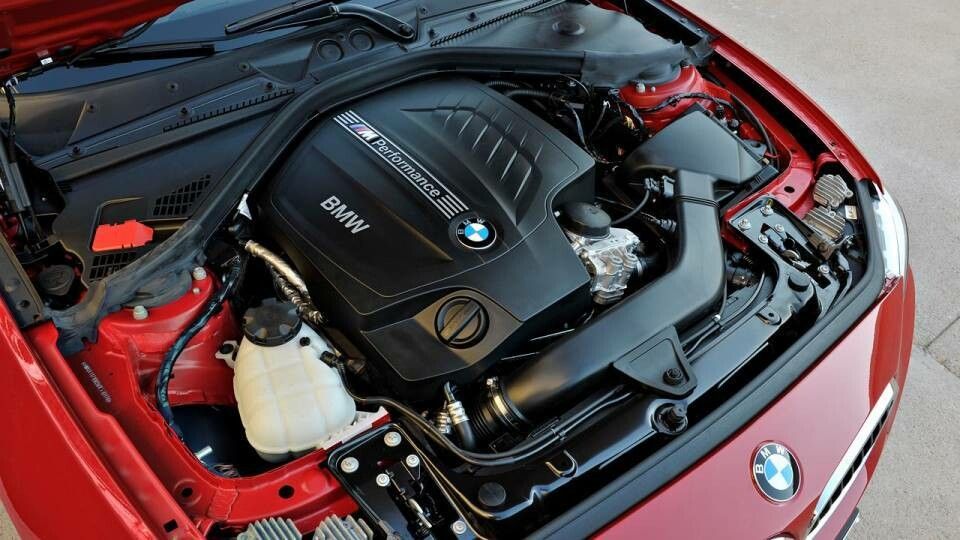Primele imagini cu Seria 2 de la BMW au aparut in Africa de Sud: Uite ce au "scapat" nemtii pe net: