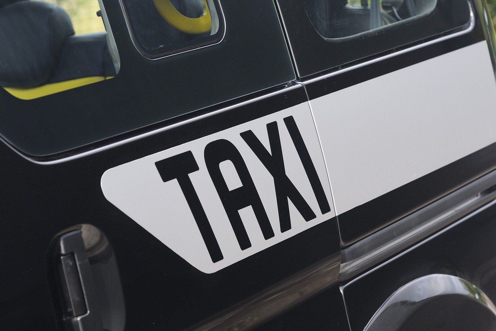 Asa arata noile taxiuri pentru Londra facute de Nissan: FOTO