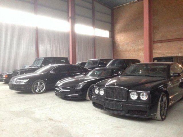 Colectia impresionanta de masini de lux a familiei Yanukovych! VIDEO